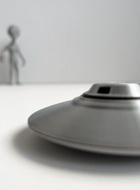 UFO飞碟冰箱贴定制强磁铁冰箱贴51区S4基地潮玩P45手办玩具模型