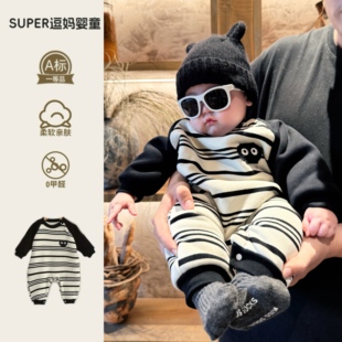 小月龄宝宝衣服男宝秋冬可爱洋气婴幼儿加绒加厚保暖外出服百日服