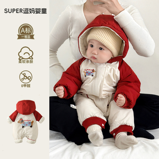 一岁宝宝衣服秋冬款婴儿连体衣冬季防风卡通洋气加绒加厚外出服冬