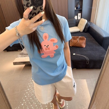 可爱兔兔 大码女装胖mm春夏装新款减龄小清新2025年短袖t恤半袖