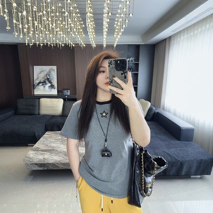 亮闪星星 大码女装胖mm显瘦宽松2025年早春装新款短袖遮肉t恤上衣