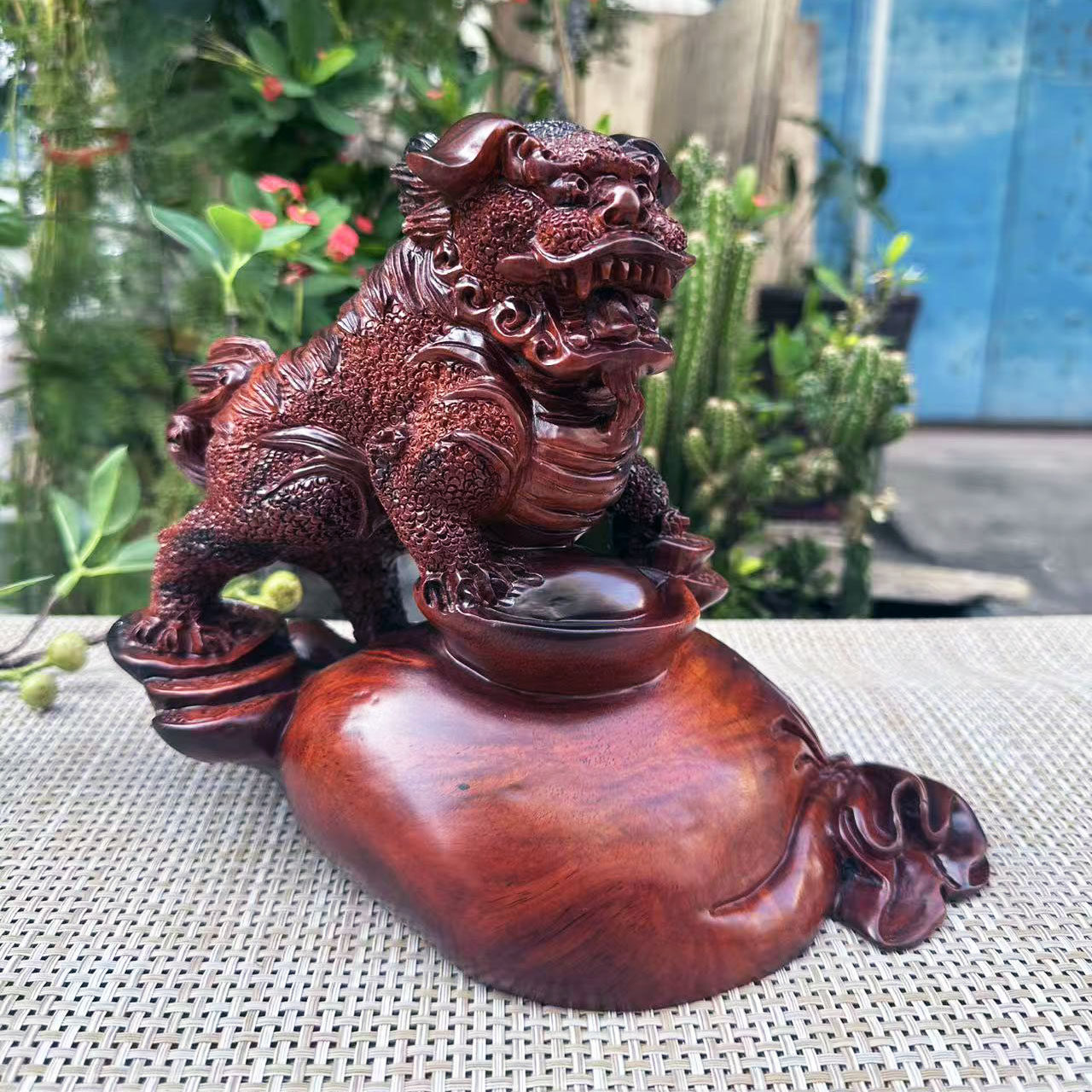 大红酸枝整木雕貔貅摆件24×14×19交趾黄檀红木招财进宝狮子实拍