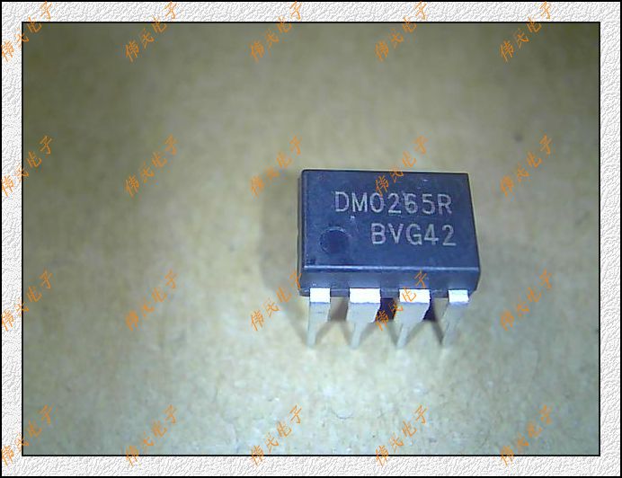 热卖【伟民电子】液晶电源芯片 DM0265R  DIP-8