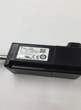 YASKAWA安川伺服马达SGMAV-01ADA21 100W  功能完好 无包装未使用