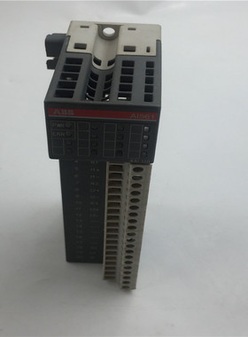 ABB控制器AI561A1 1TNE968902R1101 现货 当配件出售