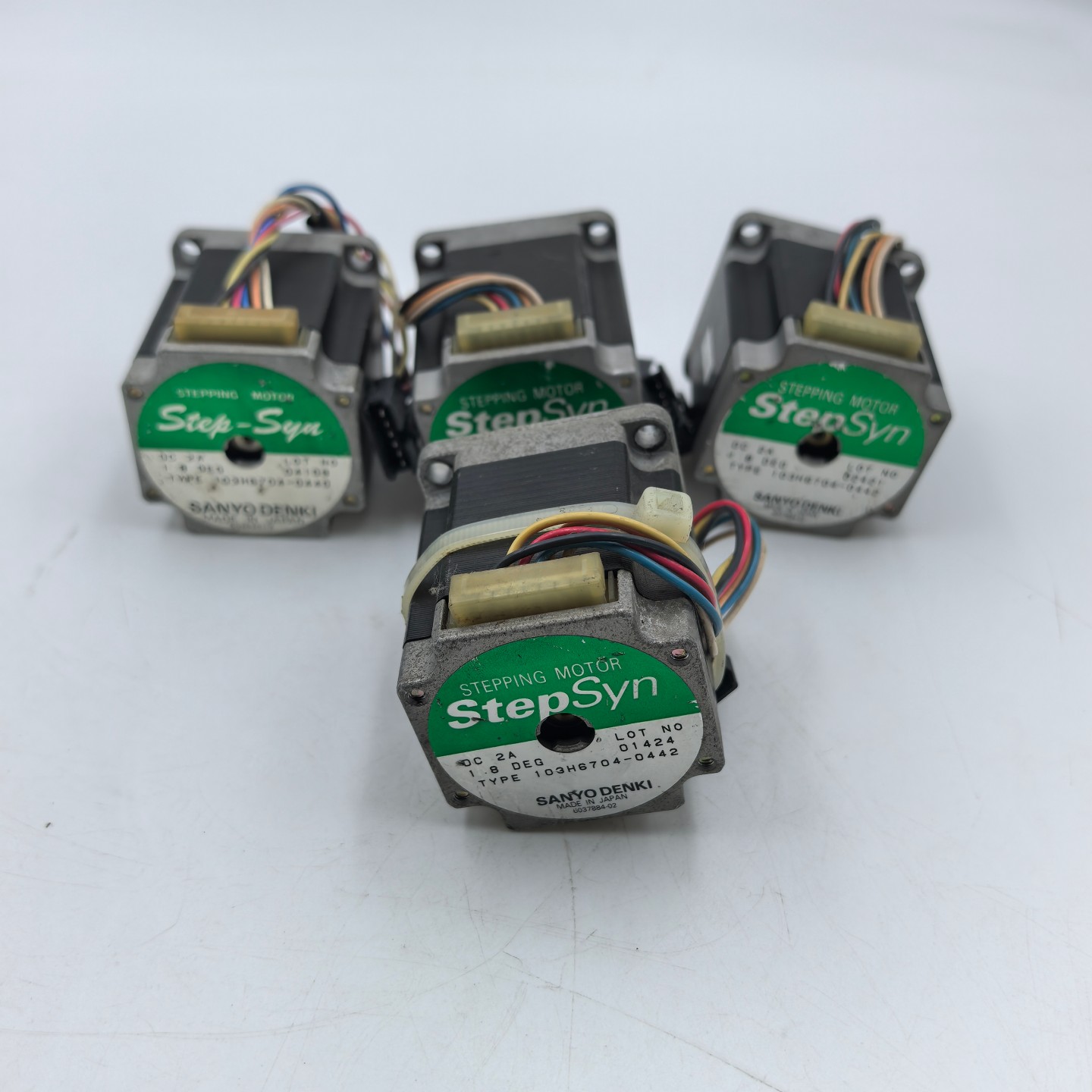 103H6704-0442日本三洋步进电机
