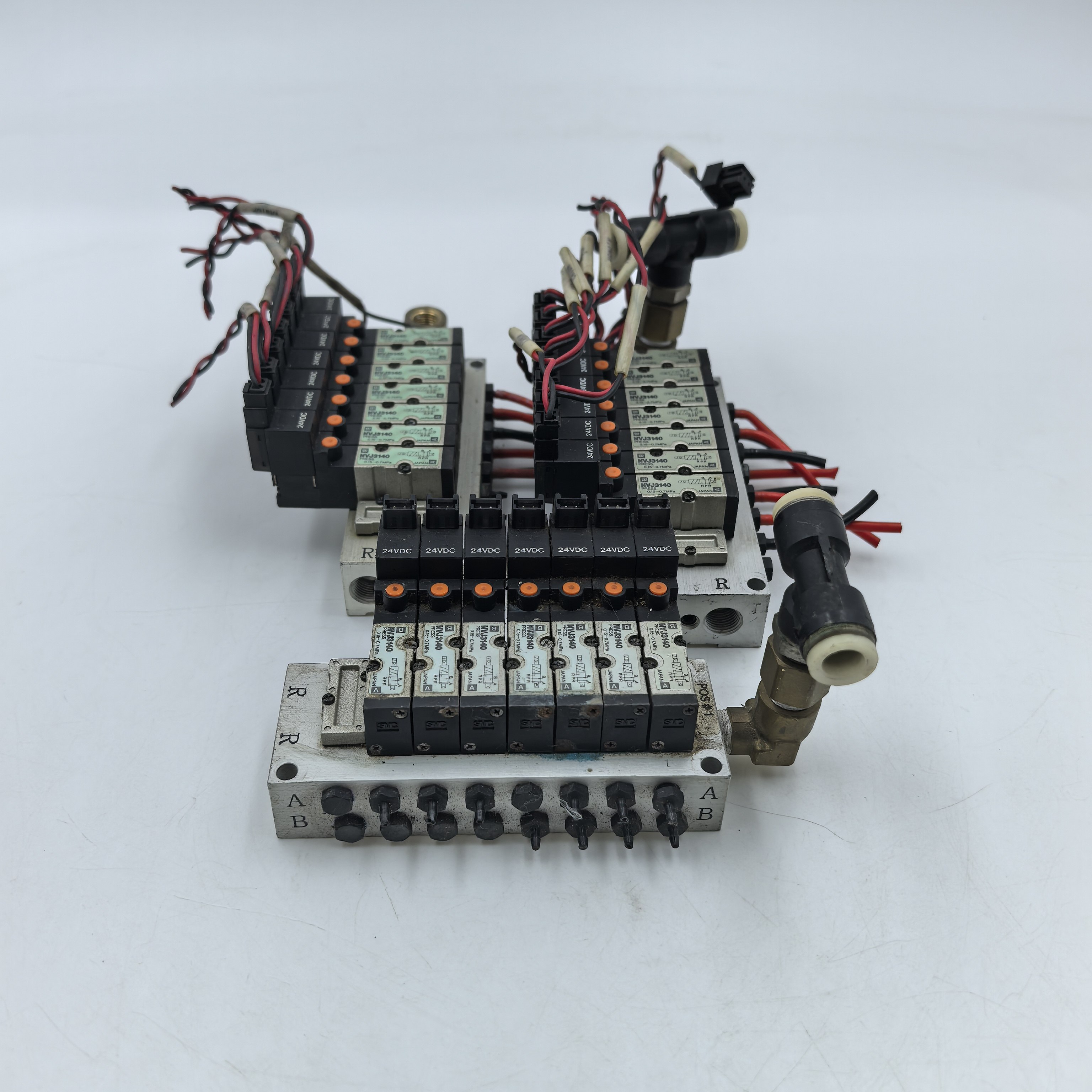 NVJ3140日本SMC原装电磁阀24VDC电压，压力范围0.15-0.7MPa