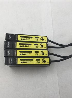 BANNER邦纳光纤放大器D12SP6FP四个有两个卡扣破了D10DPFP一个