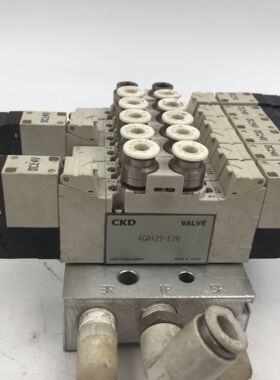 CKD电磁阀4GA129-E2N,4GA119-E2N插头有没有带线,处理整套送底座