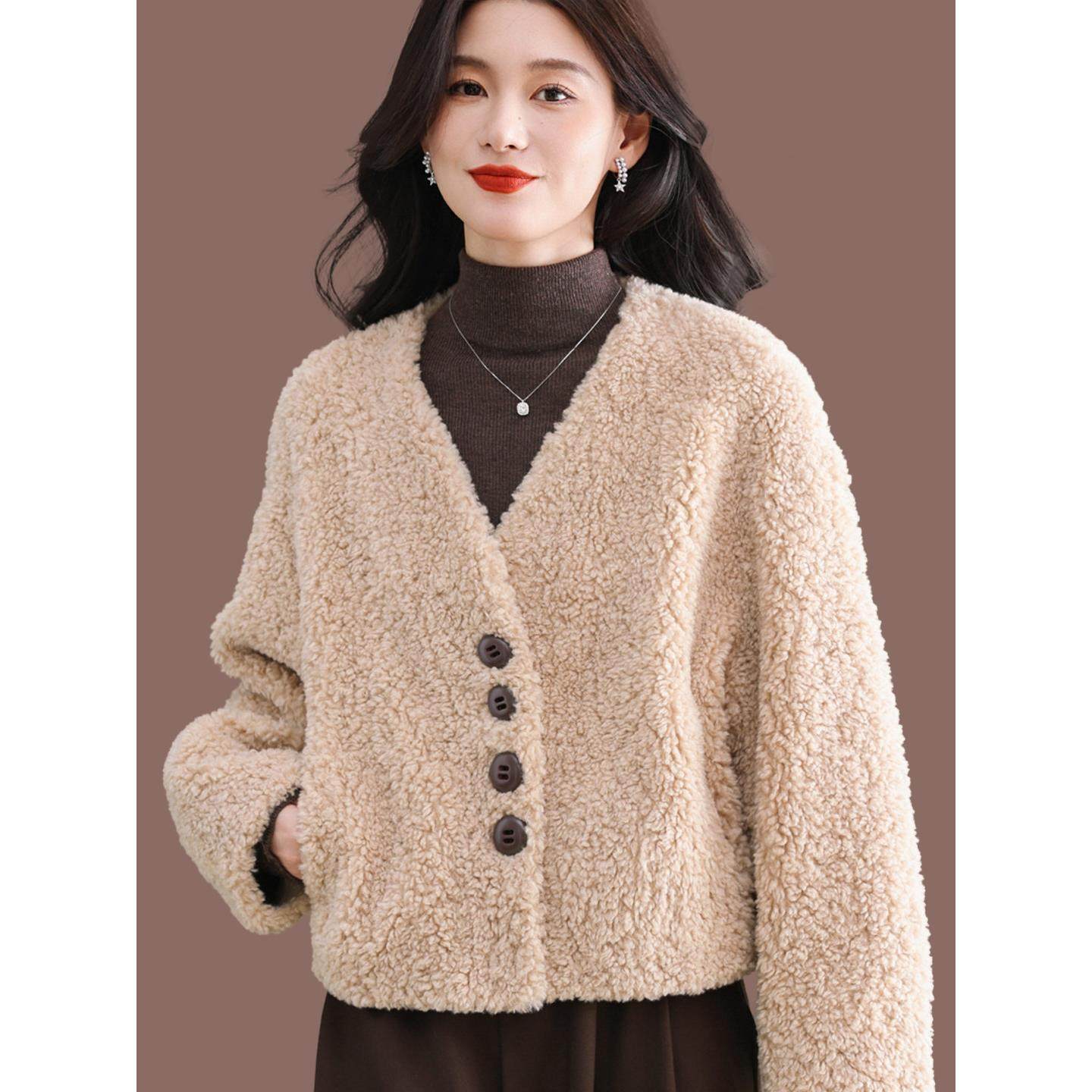 2025秋冬新款羊剪绒大衣女短款V领羊羔毛皮毛一体年轻皮草外套,女装/女士精品,短外套,淘宝优惠券,粉丝福利购,淘宝优惠卷