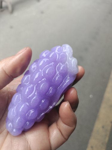 天然紫色葡萄玉石手把件雕刻把玩摆件招财把玩手把件盘玩女款男士