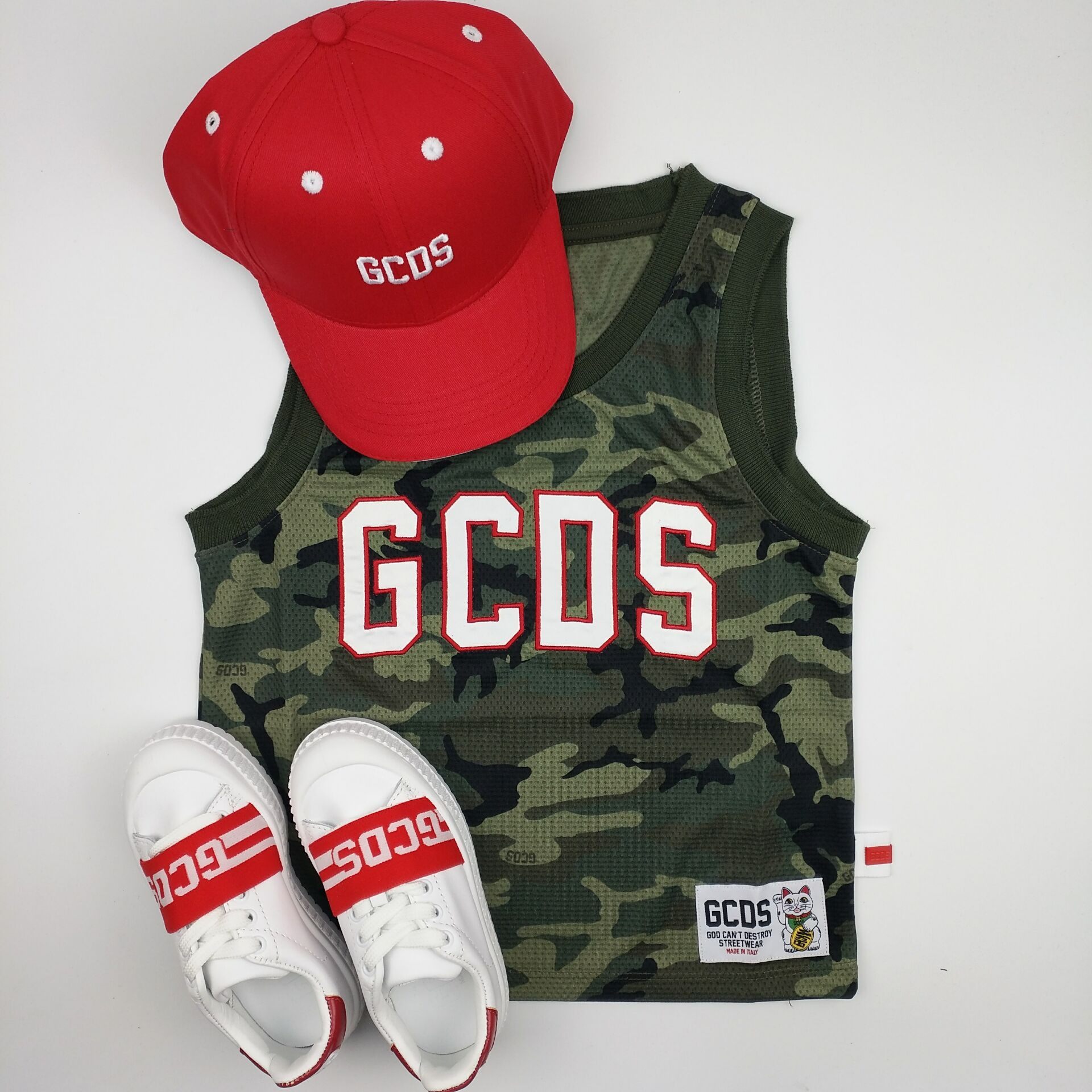 BBRZ Italy GCDS MINI New Kids men and women fashion camouflage motion jacket vest Two-colorin the Children/Baby/Family fitted , Vest harness  category - from Buy2taobao.com to provide professional Taobao agent buy service