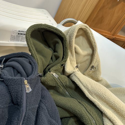 日系简约加绒加厚保暖连帽外套