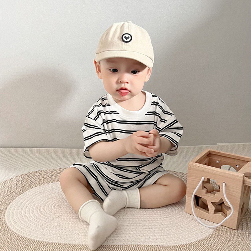 ins韩版男宝宝夏季薄款套装超洋气条纹休闲两件套外出服婴儿衣服