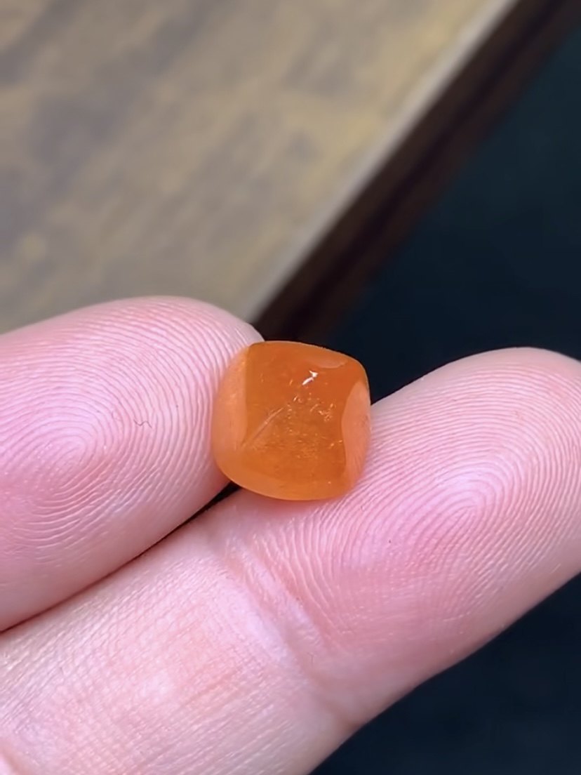 7.67克拉 坦桑尼亚天然无烧芬达糖塔 橙汁色 （0110）,珠宝/钻石/翡翠,其他,淘宝优惠券,粉丝福利购,淘宝优惠卷