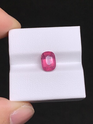 2.16克拉 坦桑尼亚天然无烧马亨盖尖晶石 芭比粉（0119）