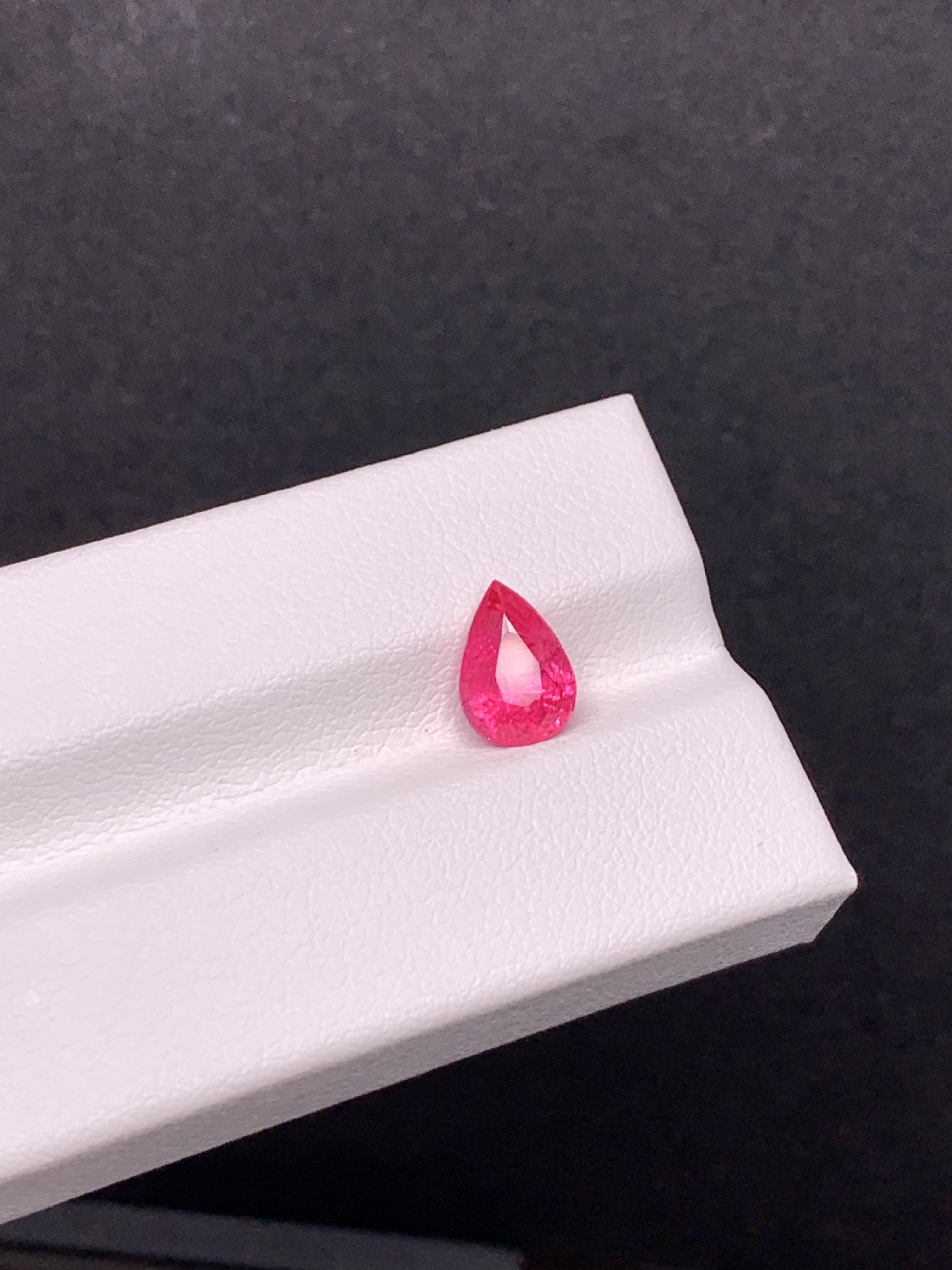 1.51克拉 坦桑尼亚天然无烧马亨盖尖晶石 绝地武士（1220）