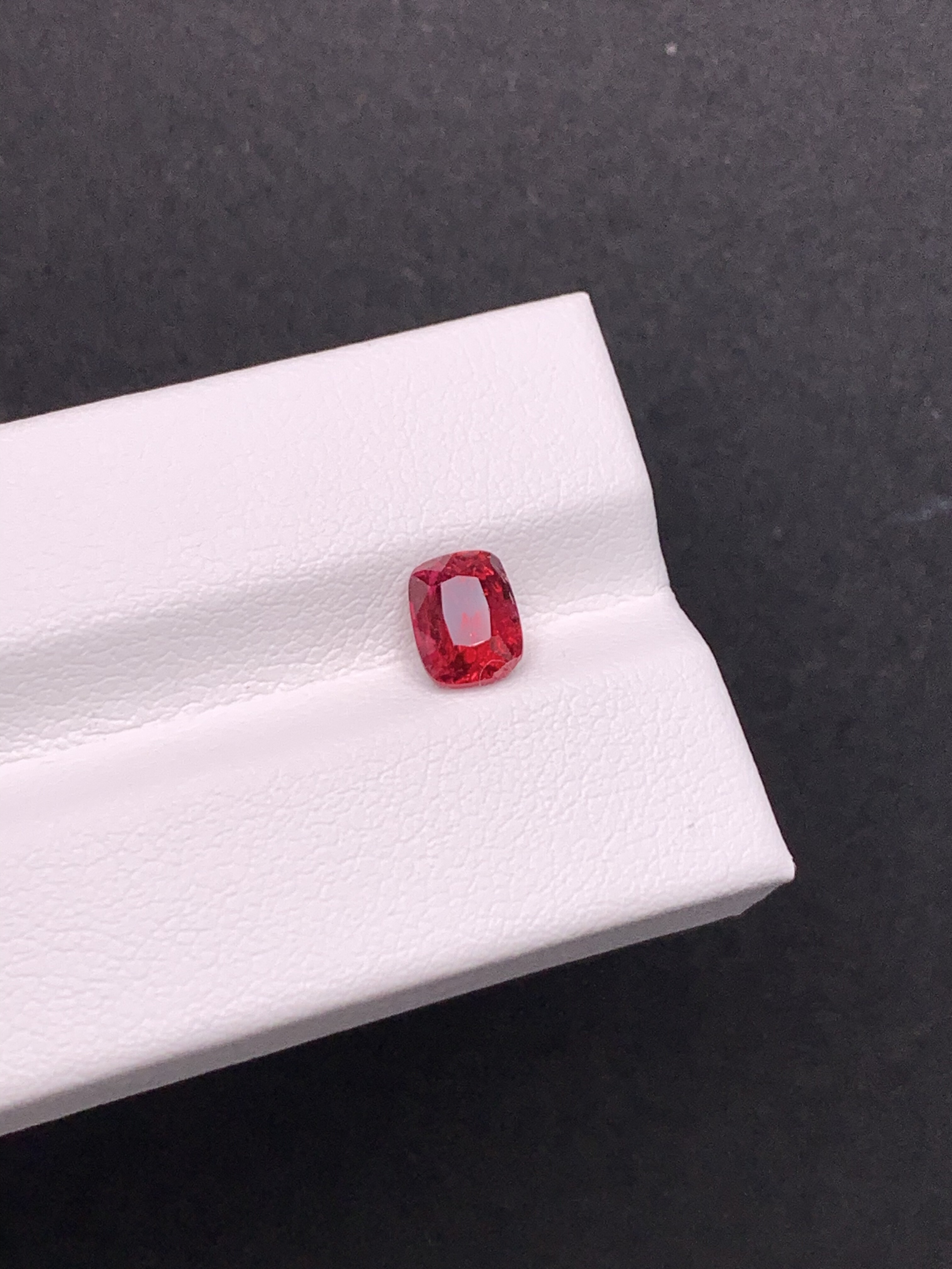 1.15克拉 缅甸天然无烧尖晶石 绝地武士 （1123）