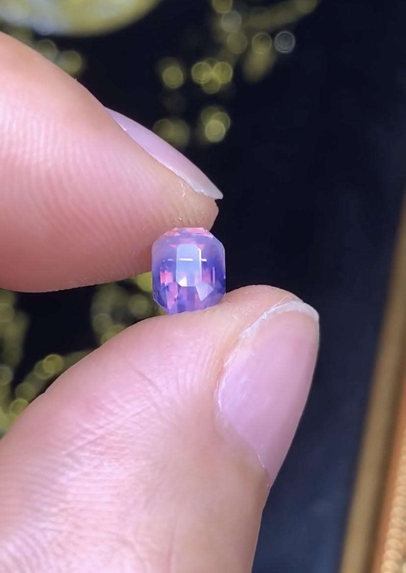 稀有物种 1.44克拉 斯里兰卡天然无烧梦幻金反火 粉反火（1207）