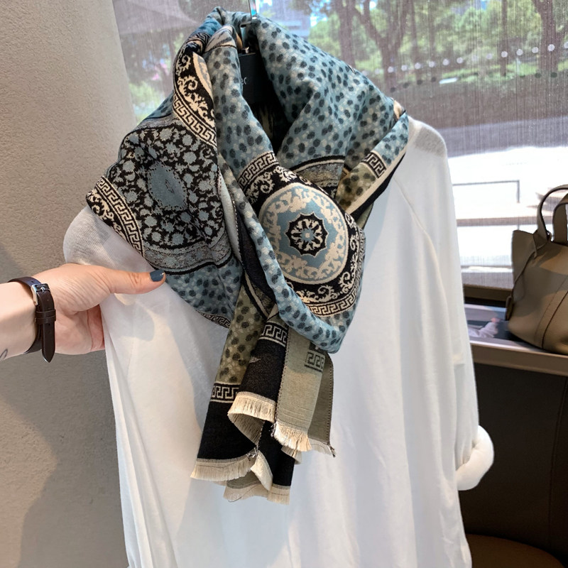 秋冬季拼色印花韩版披肩围巾