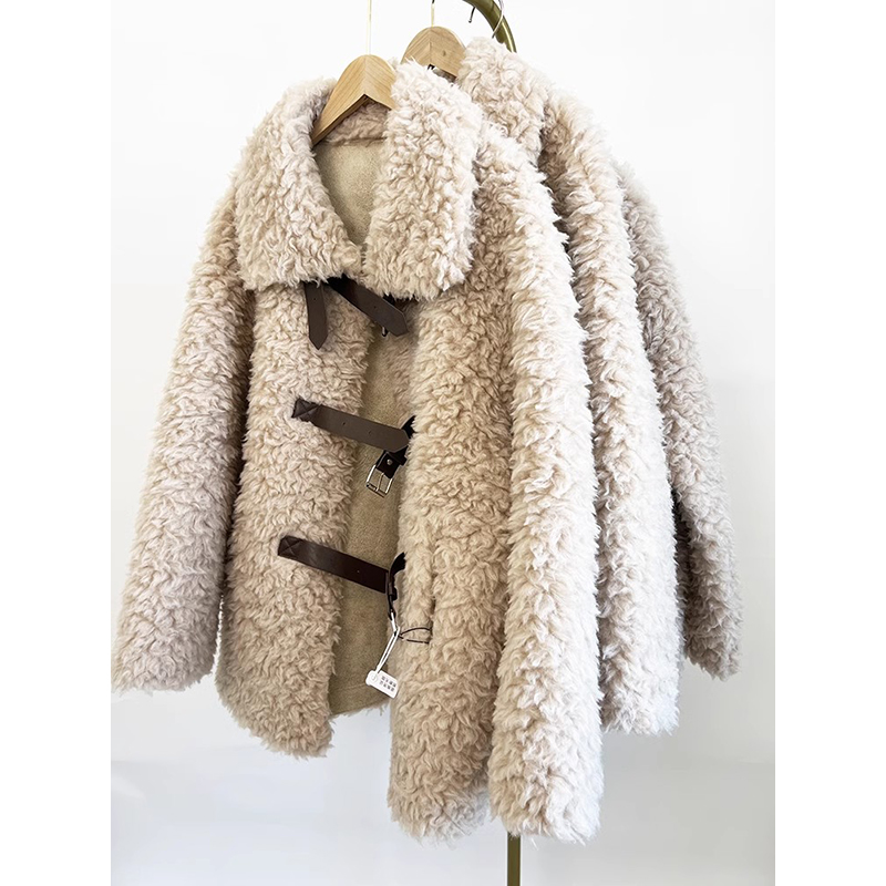 幂幂同款皮毛一体真羊羔毛外套女名媛通勤翻领皮扣袢加厚皮草大衣