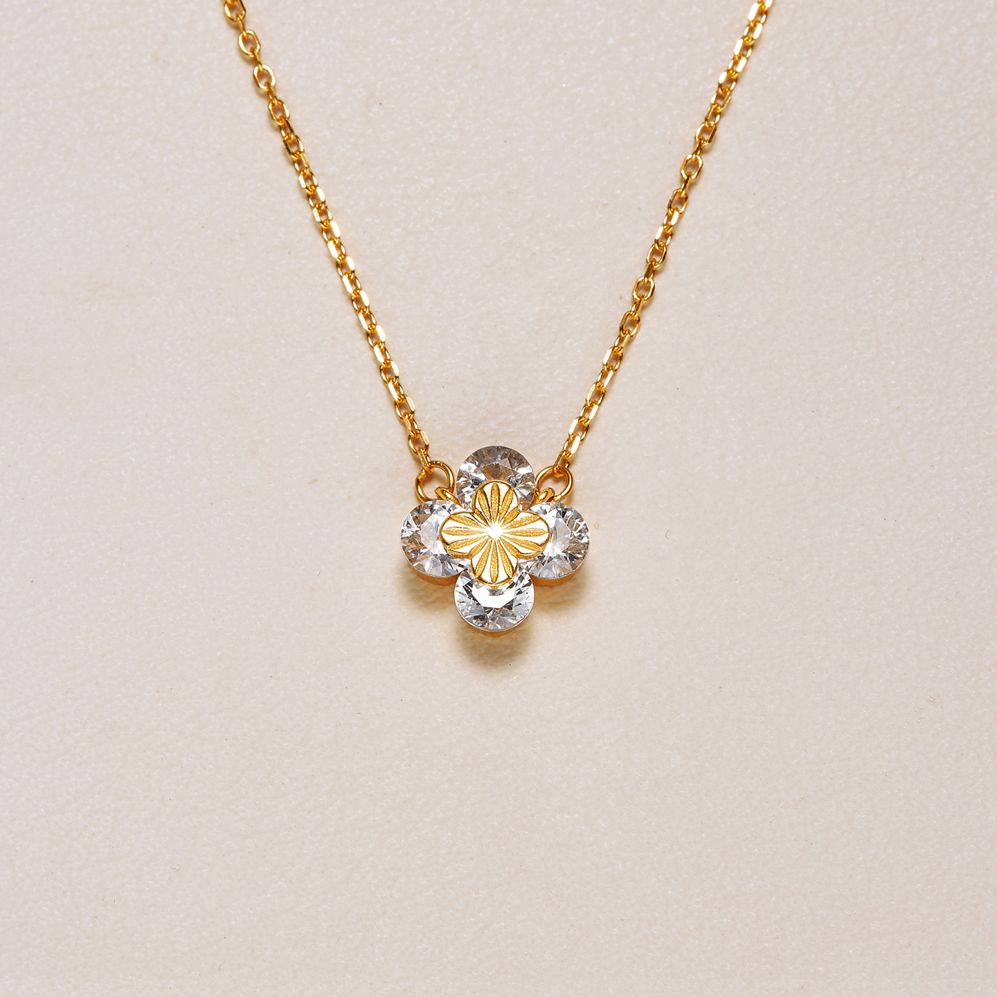 AHCHOO 静奢简约冰钻四叶草吊坠项链小众S925纯银锁骨链女礼物