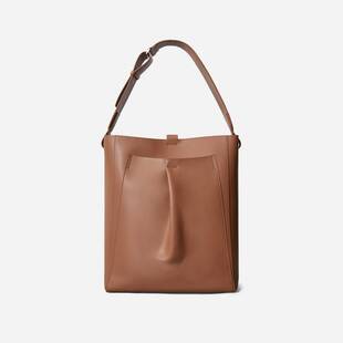 EVERLANE 托特包 The Studio水桶包大容量手提单肩包