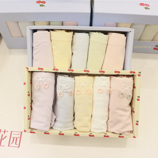 琪多姿花园樱桃裤608内裤无痕舒适女士弹力桑蚕丝抗菌底档609裤头