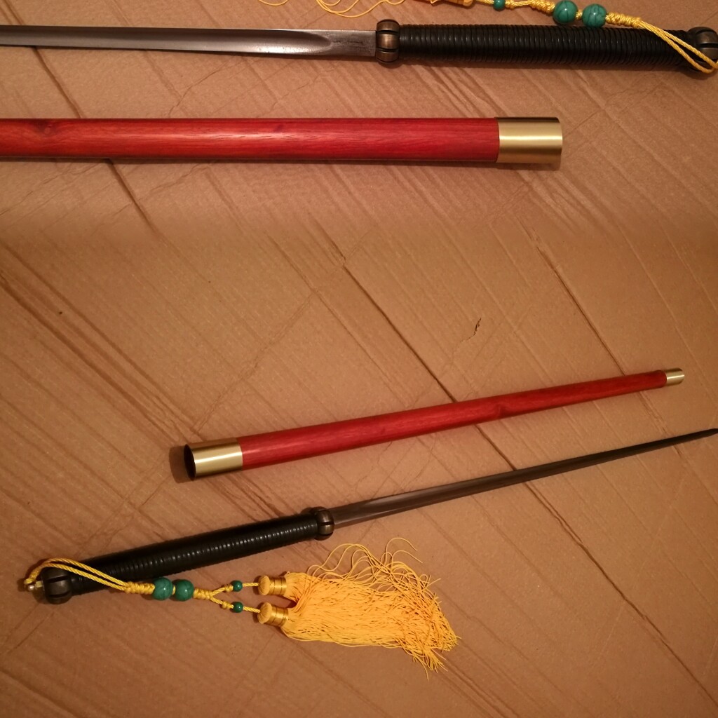 龙泉市影视道具狄仁杰兵器秦琼武术一体实心花纹钢亢龙锏未开刃
