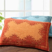 Gối bông vàng Jacquard hoa văn cổ điển Tốt đẹp Cặp đôi hai mảnh sáng và mềm - Khăn gối