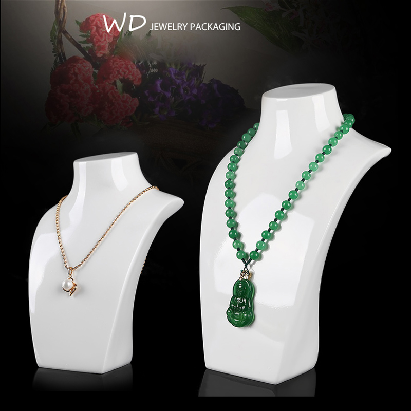 银饰人像喷漆模特头白色项链架