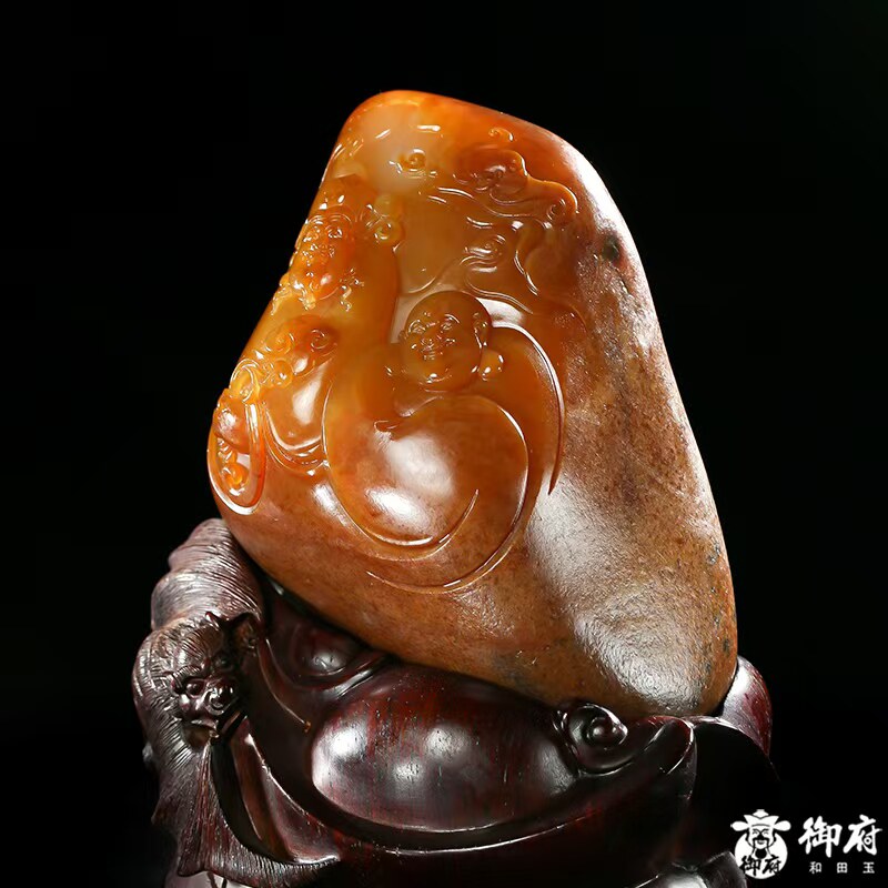 2023年&ldquo;陆子冈杯&rdquo;银奖 新疆和田玉枣红皮黄沁籽料摆件 财福双至