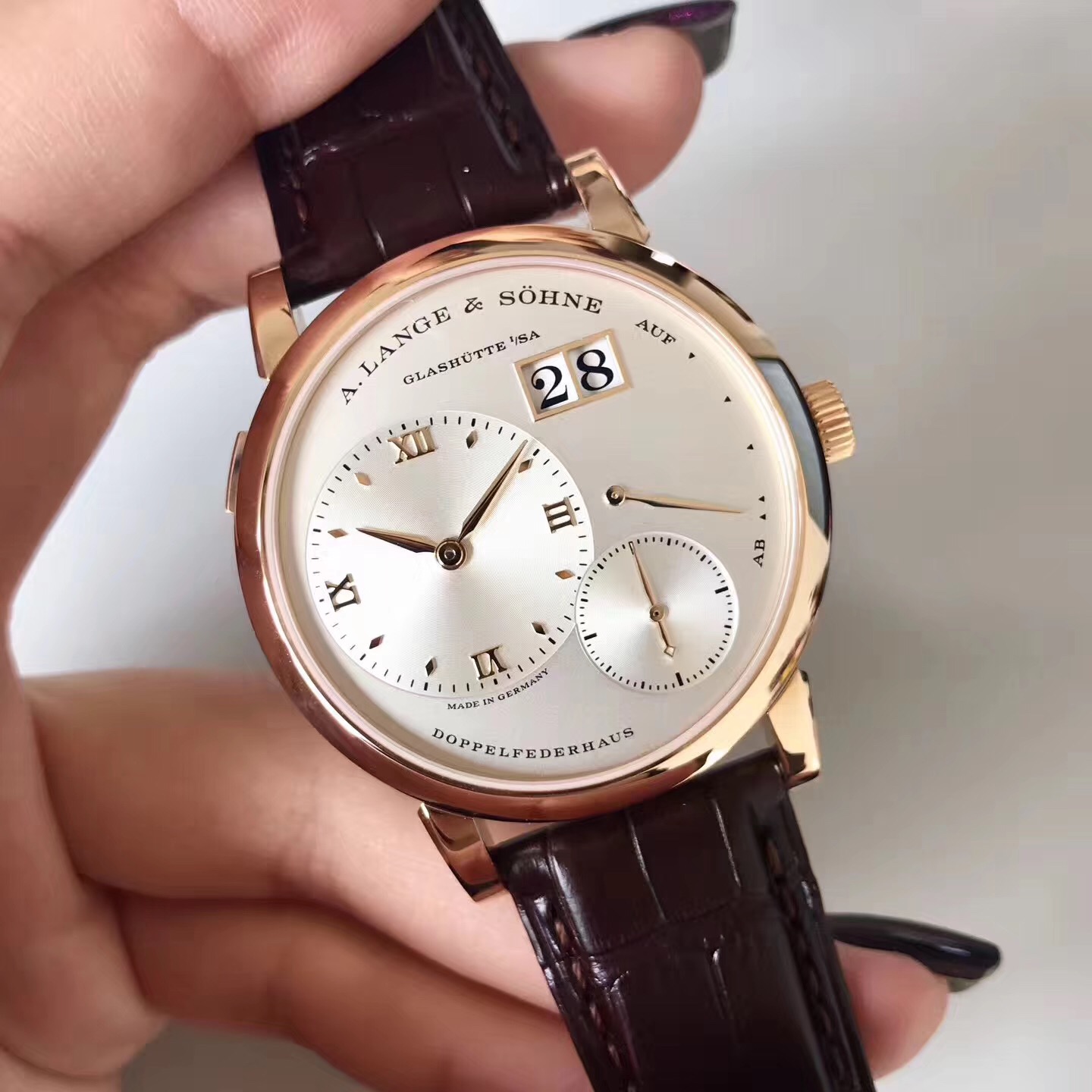 Àʸñõ¹å½ðÊÖ¶¯»úеÄбí191.032 ÅãͬÑé»õ