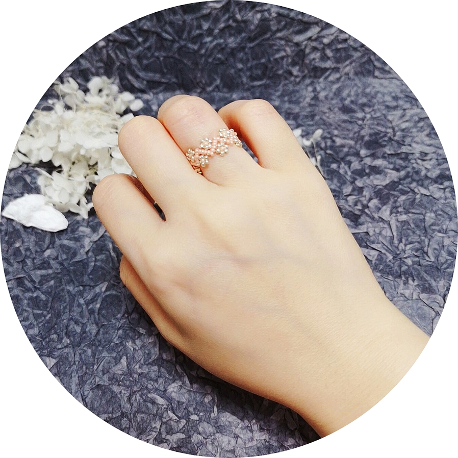 粉红女孩夏洛特串珠戒指（御幸米珠、东宝米珠、泫雅戒指）-封面