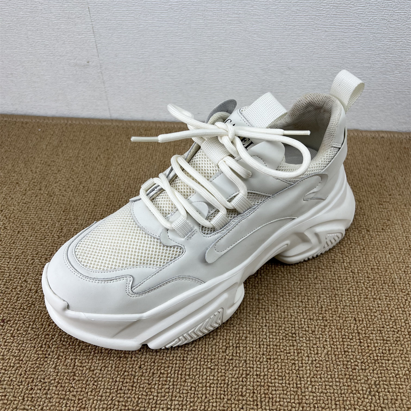 白色厚底老爹鞋透气增高鞋