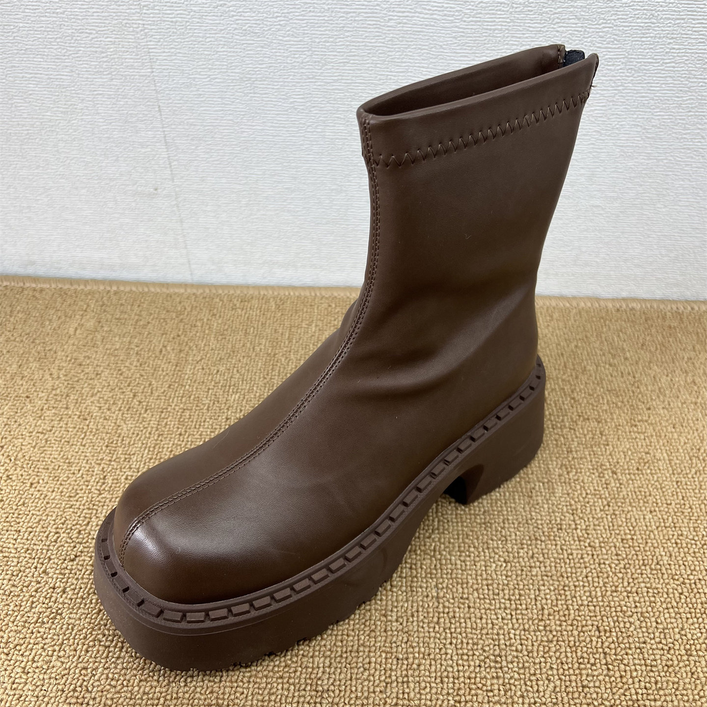 英伦风厚底切尔西靴女冬季真皮中跟短靴棕色瘦瘦靴通勤马丁靴纯色,女鞋,切尔西靴,淘宝优惠券,粉丝福利购,淘宝优惠卷