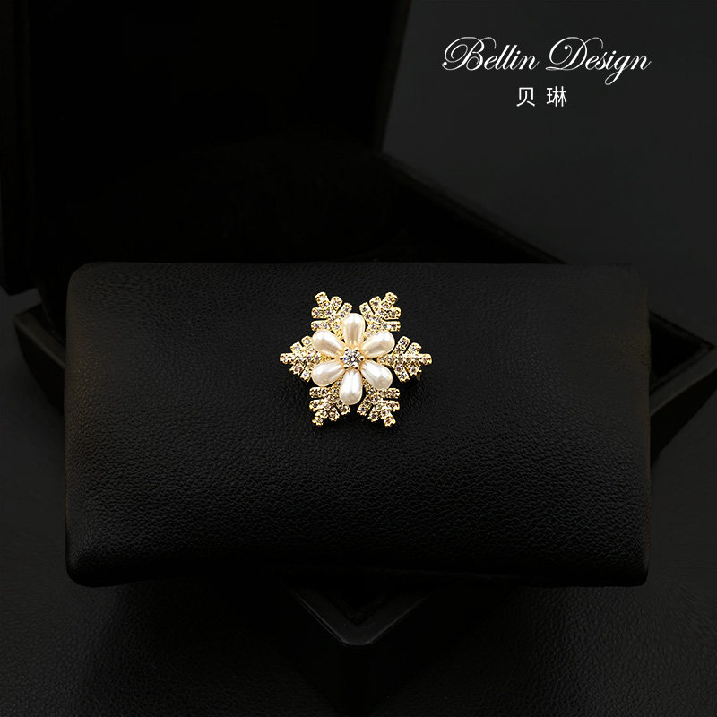 经典小雪花胸针女个性设计感西服领针配饰防走光扣小别针胸花5537,饰品/流行首饰/时尚饰品新,胸针,淘宝优惠券,粉丝福利购,淘宝优惠卷
