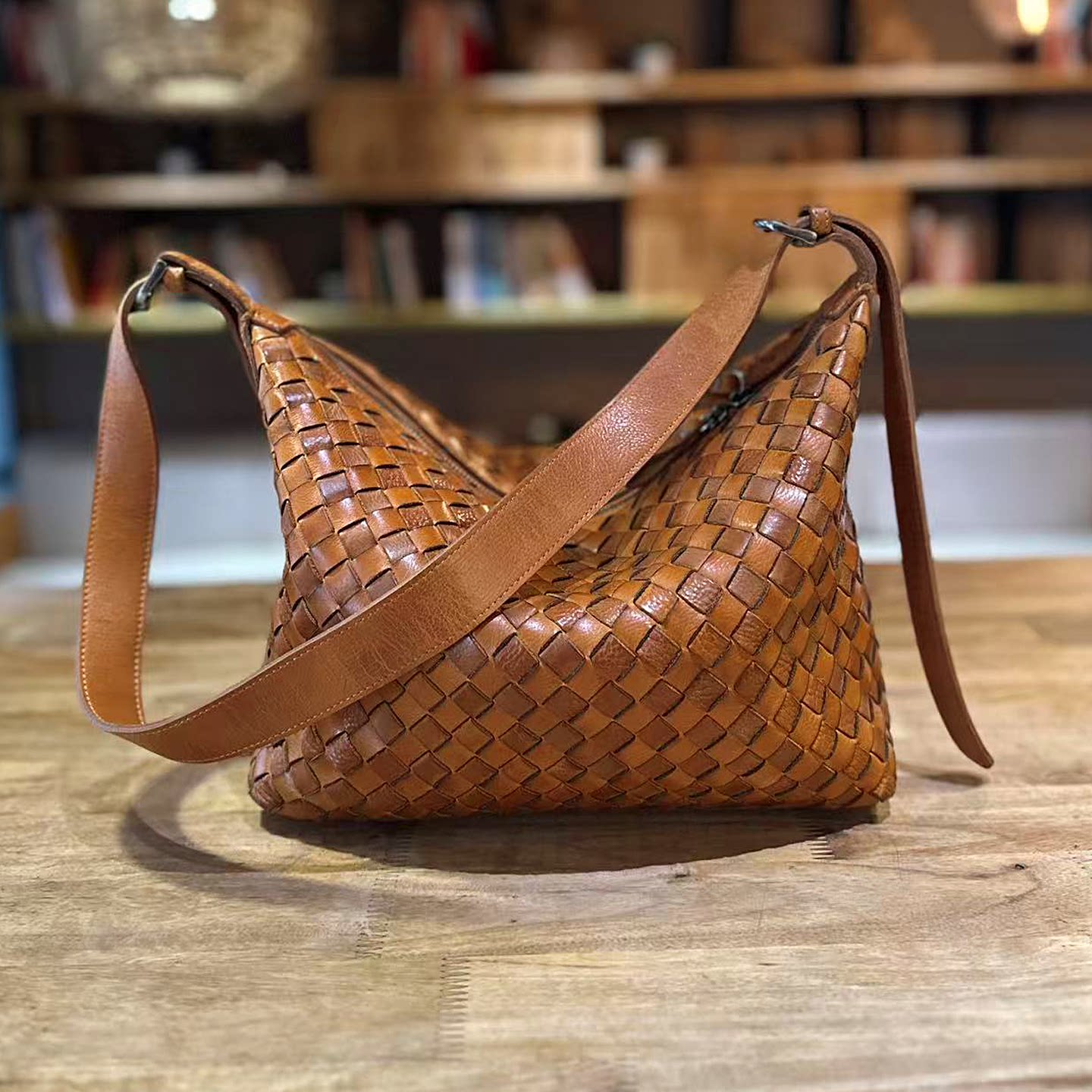 2026年手工编织包真皮腋下包植鞣皮包包hobo水饺女包单肩包斜挎包