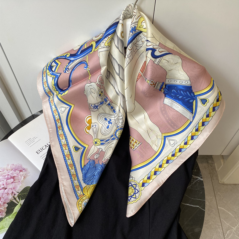 秋季新款真丝素绉缎100%桑蚕丝丝巾女中方巾印花马68cm