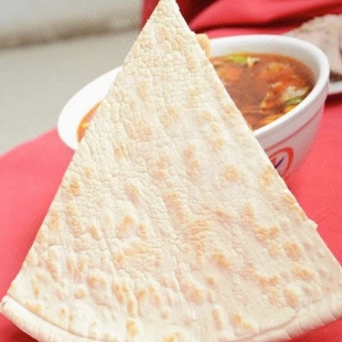 徐州当地特色美食网红名小吃壮馍牛肉汤羊肉汤泡馍饱腹硬馍整张切