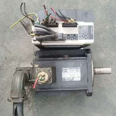 售前咨询驱动MDDDT5540电机MHMA152P1C实物拍摄