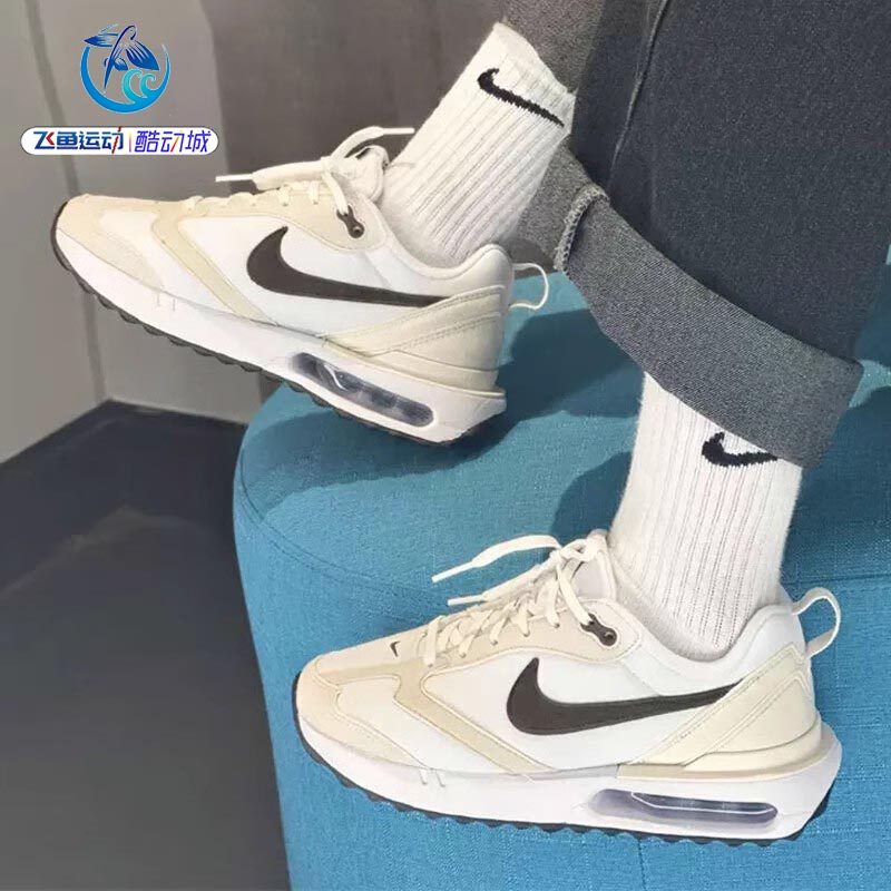 耐克Nike女子跑步鞋气垫减震透气