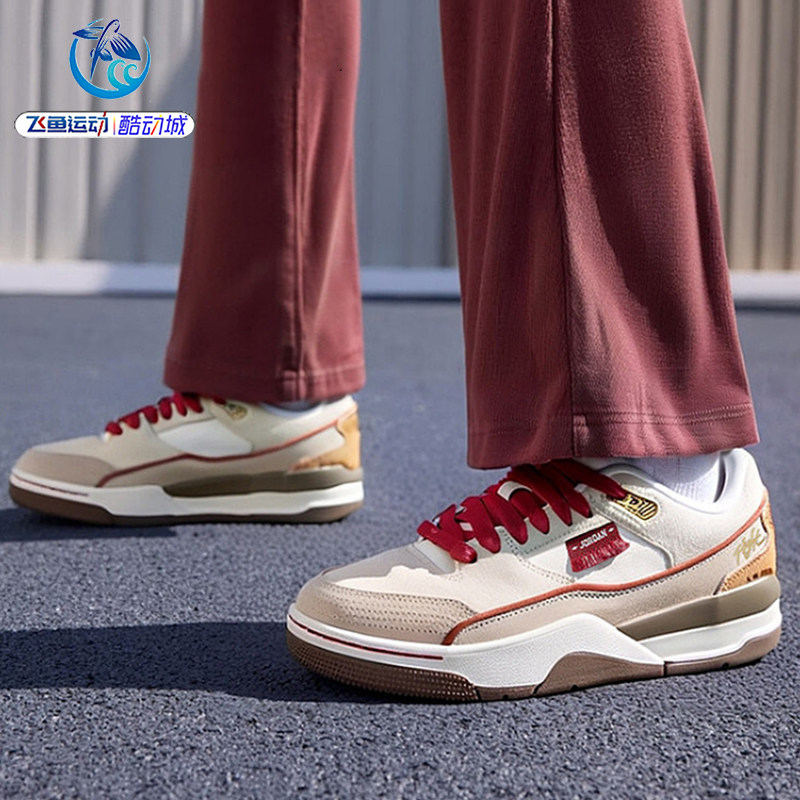 耐克Nike女子运动篮球鞋图片