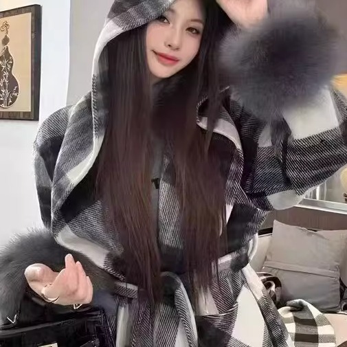 韩系名媛风天丝之翼格子羊毛大衣