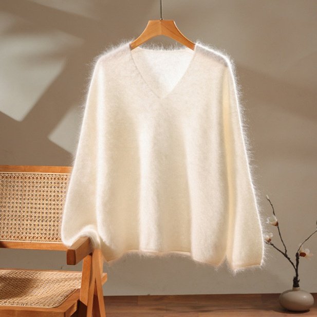 HEART 2025秋冬新非灯笼袖羊绒拉毛4级抗起球V领毛衣上衣加厚