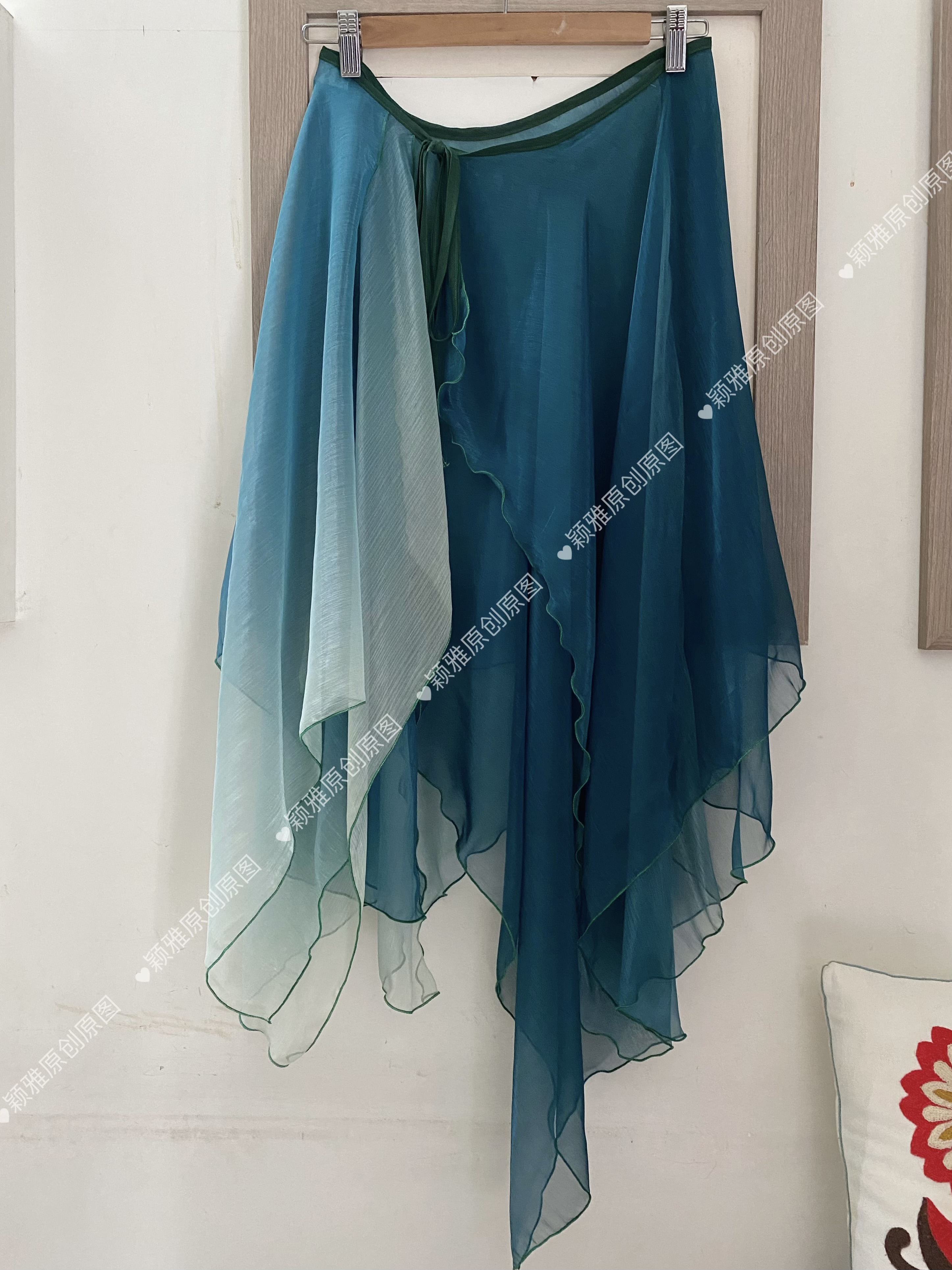 青筠竹绿一片式系带多用途异形半身裙 臀巾屁帘围裙锦丝皱2层半裙