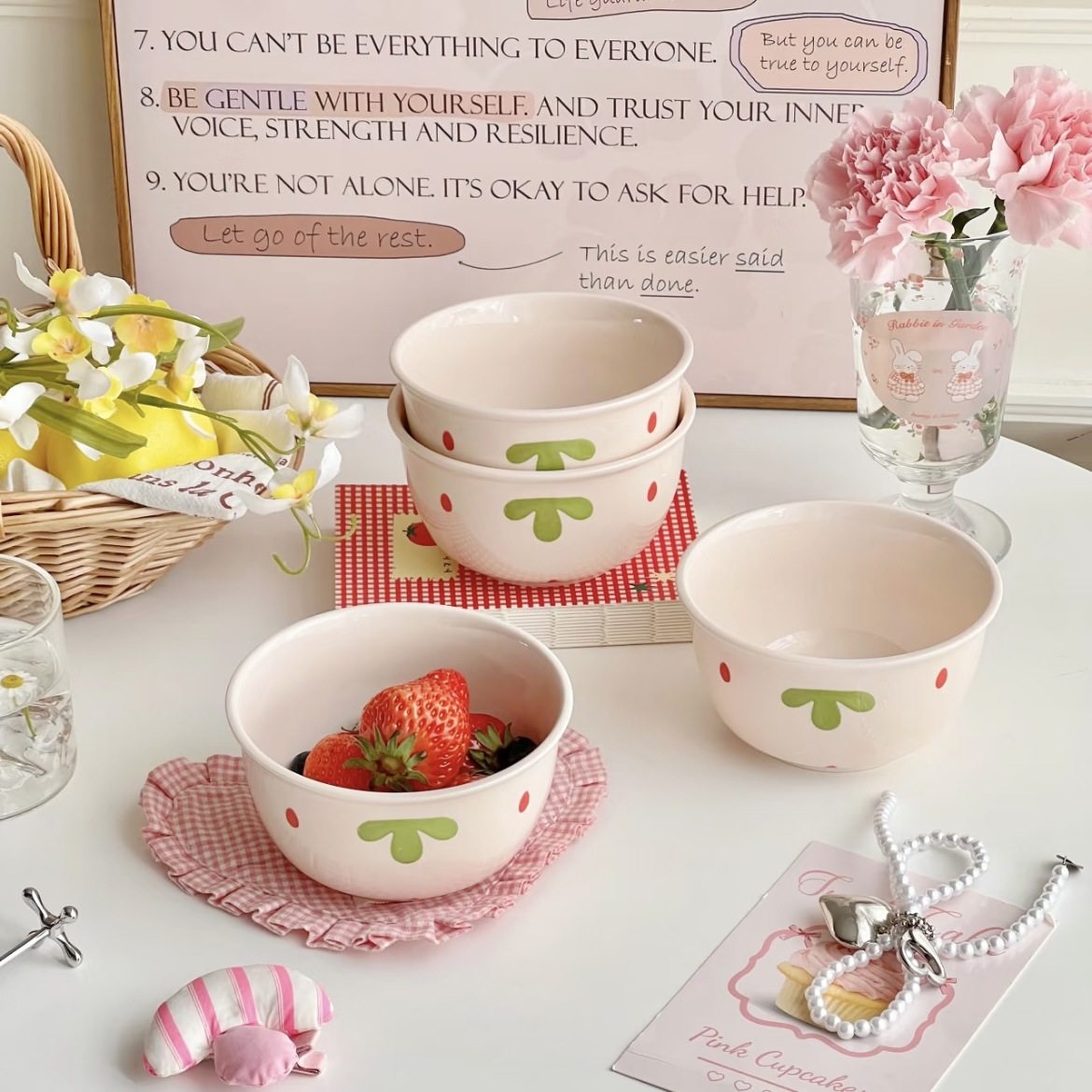 网红圣诞节粉色草莓碗蛋糕碗甜品碗蛋糕KT猫装饰碗陶瓷高温釉下彩,餐饮具,盘,淘宝优惠券,粉丝福利购,淘宝优惠卷