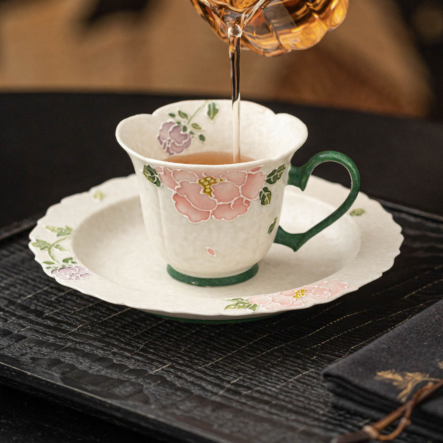 极素岩矿白喝茶杯堆雕牡丹红茶杯高档女士下午茶杯子精致陶瓷水杯