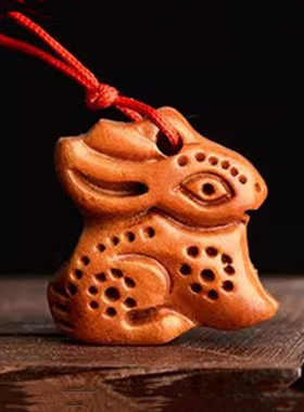 桃木小兔子项链生肖玉兔献瑞吊坠