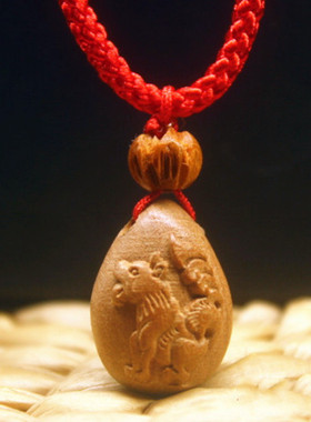 桃木生肖狗吊坠宝宝平安护身挂件